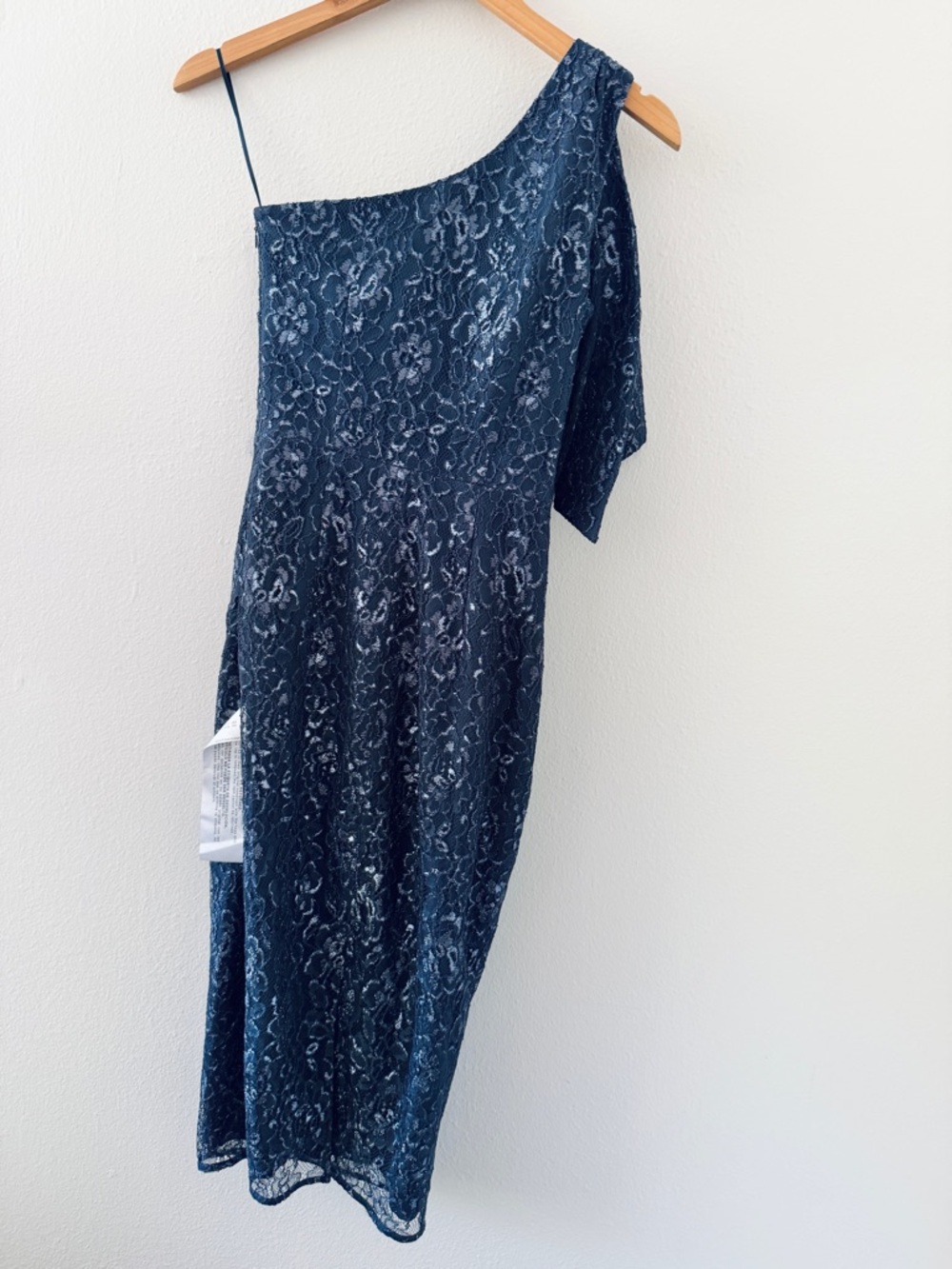 NWT Dress the Population Navy Blue Lace One Shoulder Tiffany Dress - Picture 6 of 7